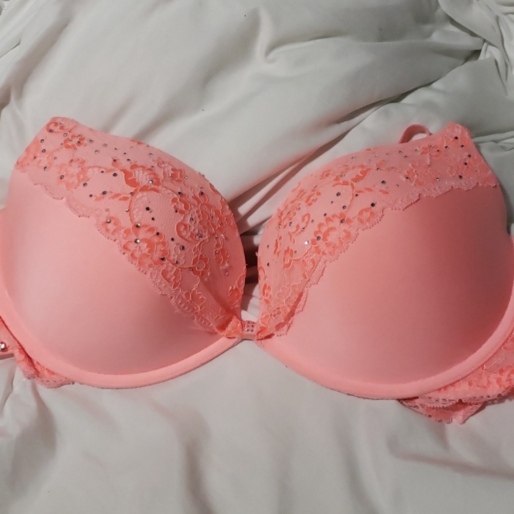Victoria  secret bra